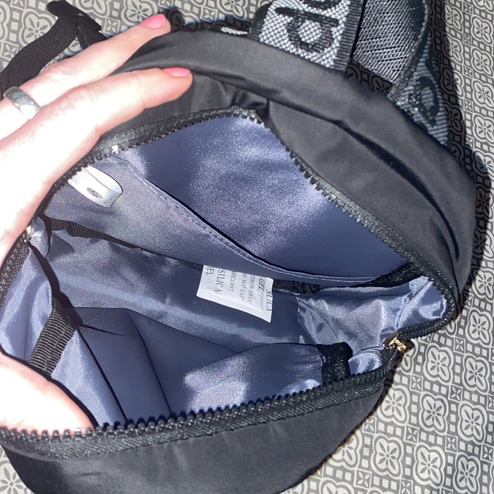 Adidas Mini Backpack/Purse - Picture 5 of 5